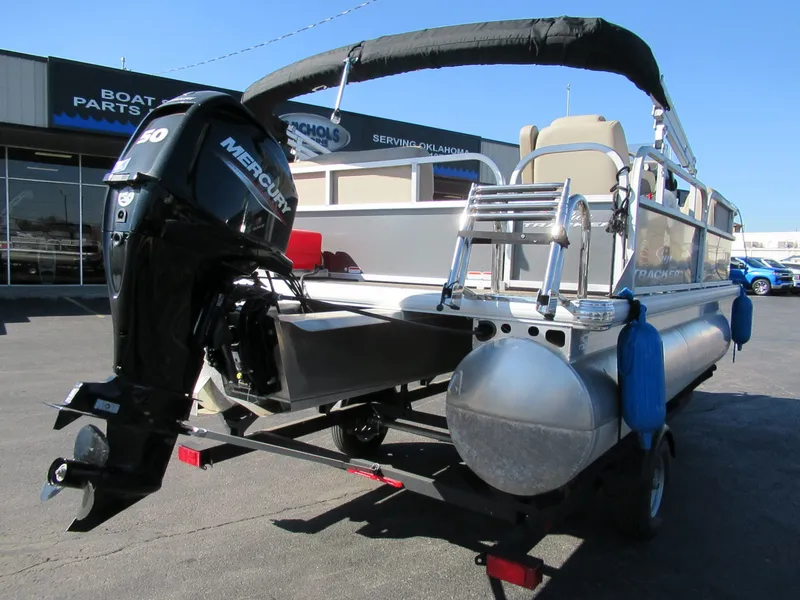 Slide: The Image of Tracker SUNTRACKER PB16 2024 - 3