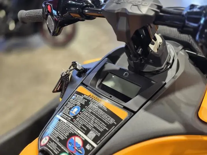 Slide: The Image of Sea-Doo Spark Trixx for 3 2026 - 13