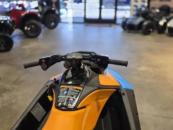 Slide: The Image of Sea-Doo Spark Trixx for 3 2026 - 15