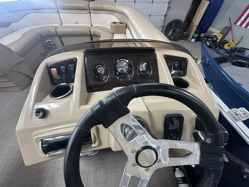 Slide: The Image of Bennington 22SSX 2017 - 11