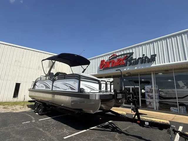 Slide: The Image of JC Manufacturing Swingback Sport 25 HTH 2026 - 2