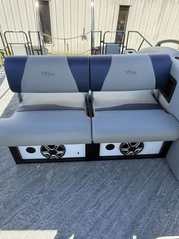 Slide: The Image of JC Manufacturing Swingback Sport 25 HTH 2026 - 9