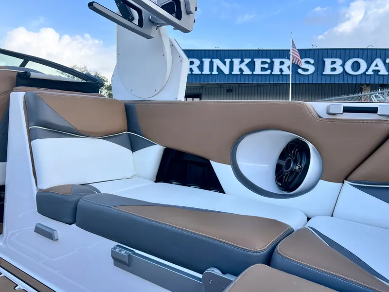 Slide: The Image of Supra SL 400 2020 - 15