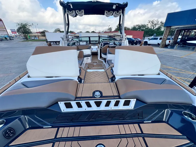 Slide: The Image of Supra SL 400 2020 - 17