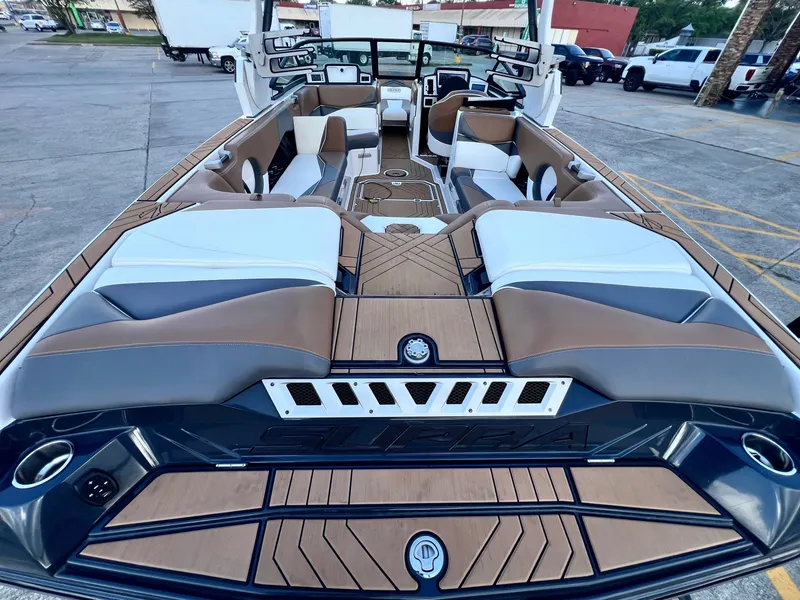 Slide: The Image of Supra SL 400 2020 - 18