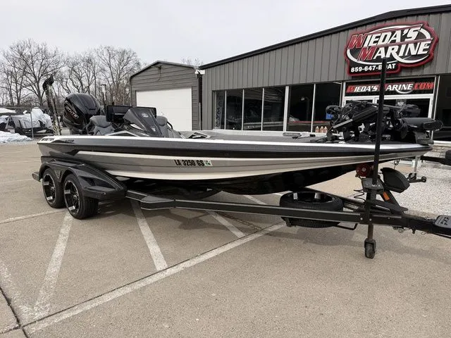 Slide: The Image of Skeeter FXR20 Limited 2023 - 10