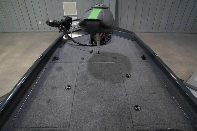 Slide: The Image of Ranger RT198P 2023 - 12