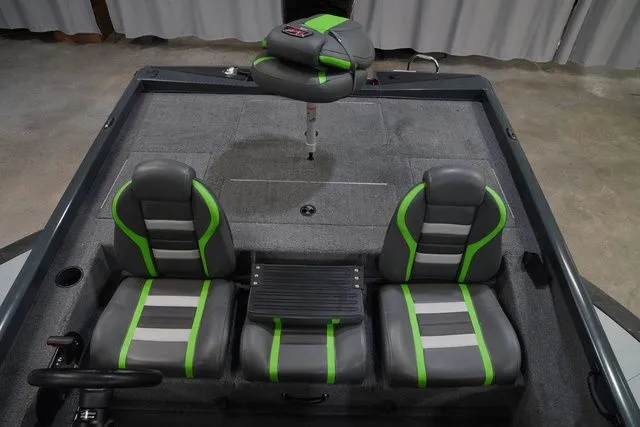 Slide: The Image of Ranger RT198P 2023 - 18