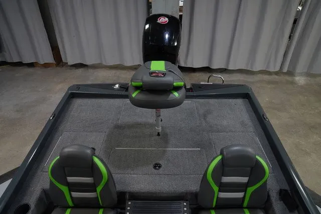 Slide: The Image of Ranger RT198P 2023 - 22