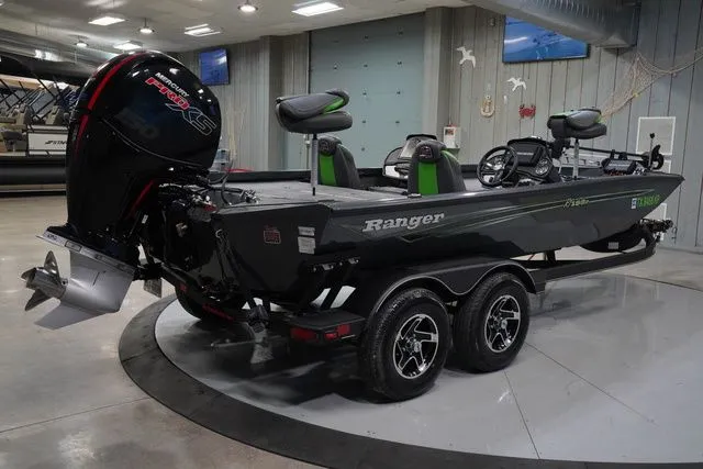 Slide: The Image of Ranger RT198P 2023 - 8