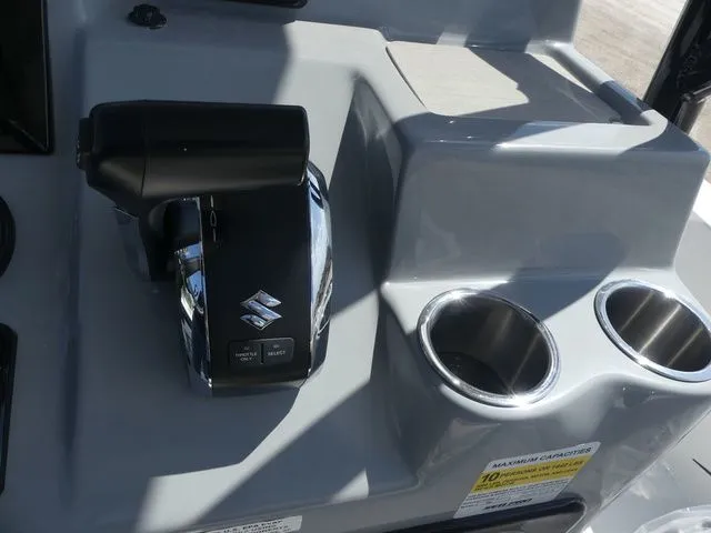 Slide: The Image of Sea Pro 250 Bay 2026 - 22