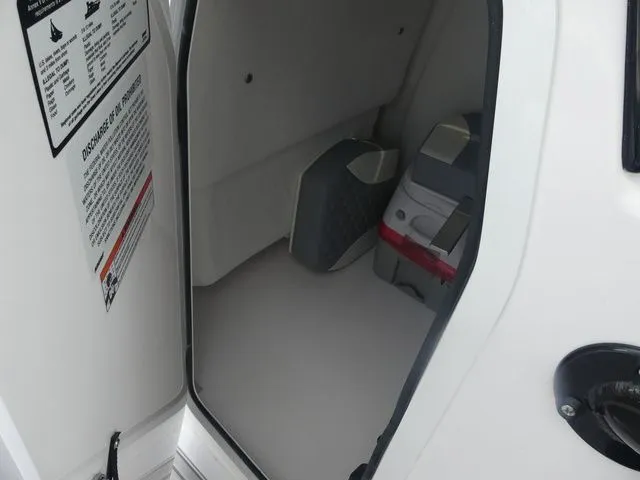 Slide: The Image of Twin Vee 240 GFX2 2026 - 16