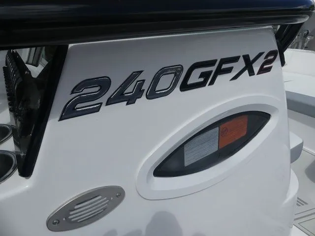 Slide: The Image of Twin Vee 240 GFX2 2026 - 17