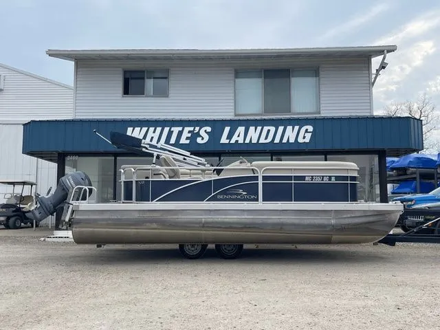 The Image of Bennington 20SLM 2018 - 1