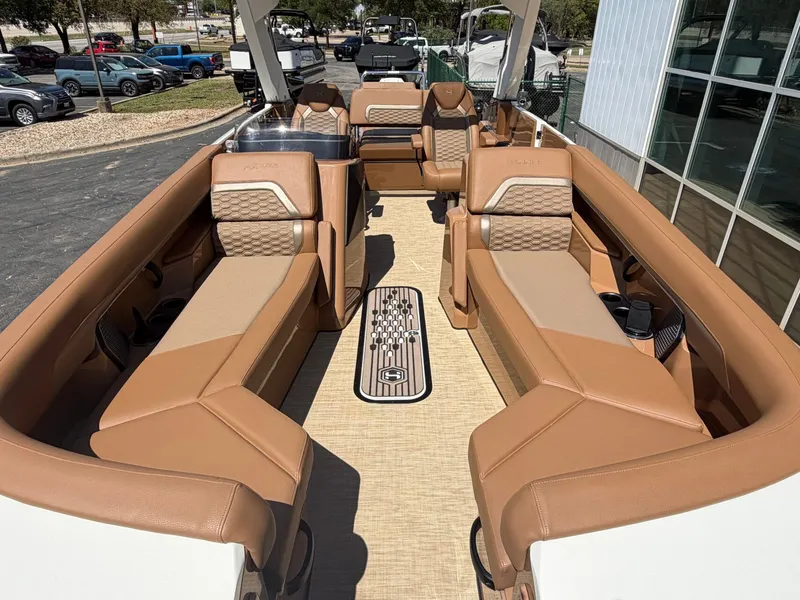 Slide: The Image of Harris Crowne 250 2026 - 10