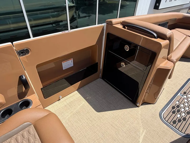 Slide: The Image of Harris Crowne 250 2026 - 23