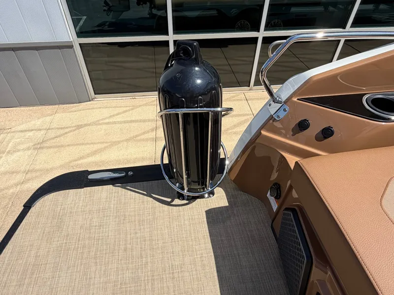 Slide: The Image of Harris Crowne 250 2026 - 24