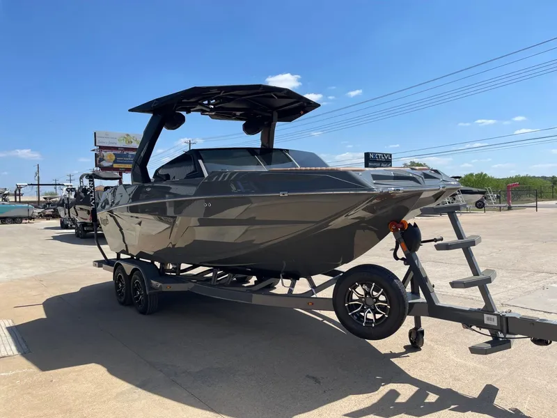 Slide: The Image of Tigé 22RZX 2026 - 3