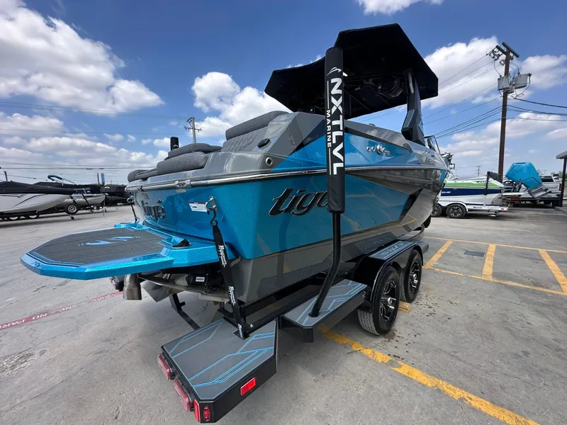 Slide: The Image of Tigé 22RZX 2026 - 5