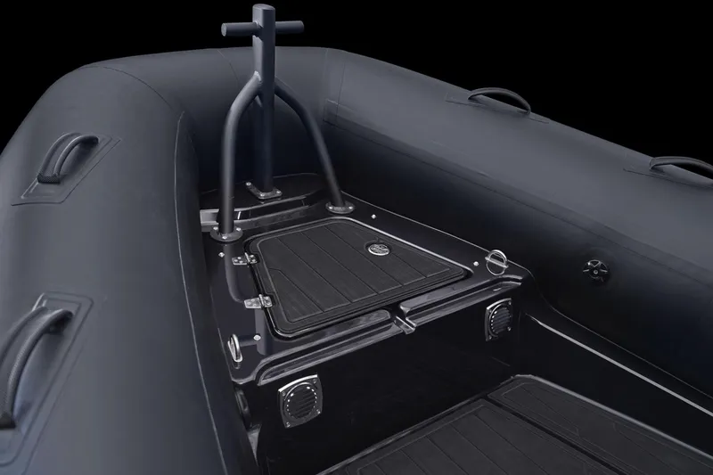 Slide: The Image of Brig Navigator 20 Bow Bit (Stock Photo) - 7