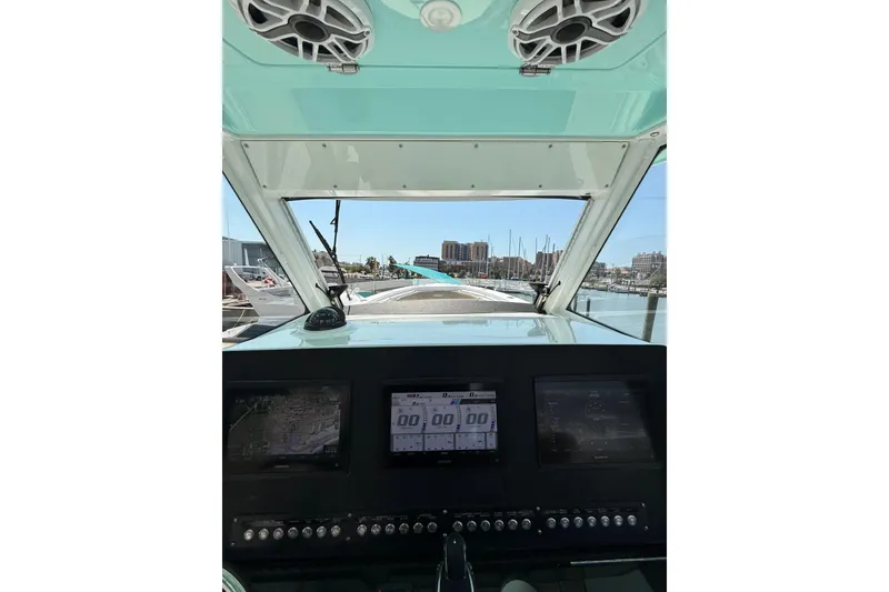 Slide: The Image of 2021 Everglades 365 Center Console - 15