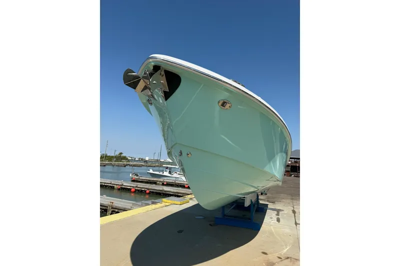 Slide: The Image of 2021 Everglades 365 Center Console - 39