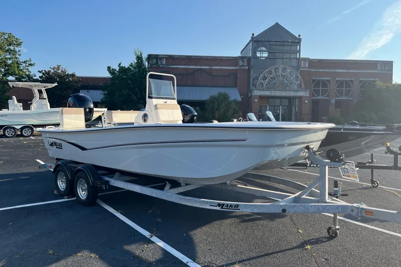 The Image of Mako Pro Skiff 19 CC 2026 - undefined