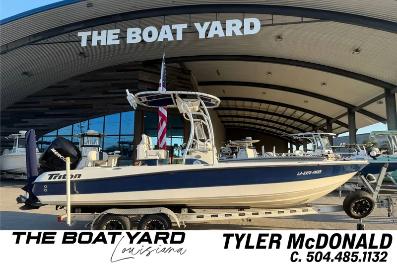 The Image of 2006 Triton 240 LTS boat displayed at The Boat Yard, Louisiana dealership. - 1