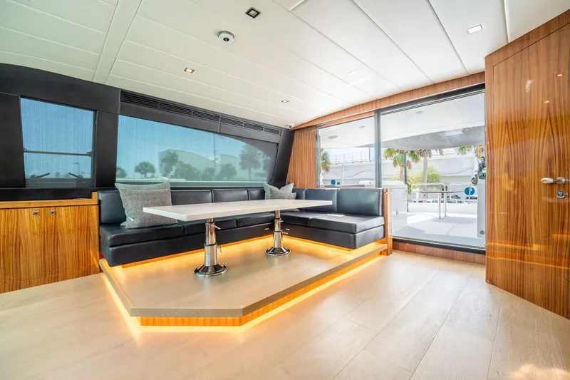 Slide: The Image of Luxurious interior of Horizon E88 yacht, built in 2013. - 20