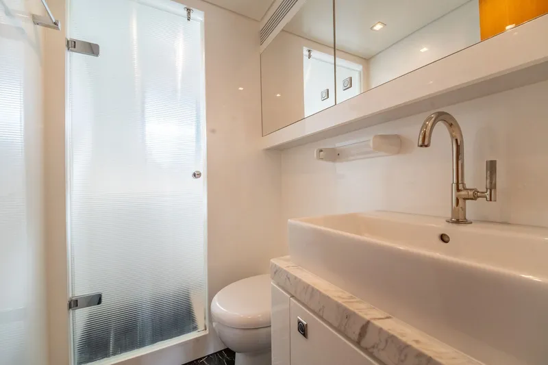 Slide: The Image of Luxurious bathroom on Horizon E88 yacht, built in 2013. - 27
