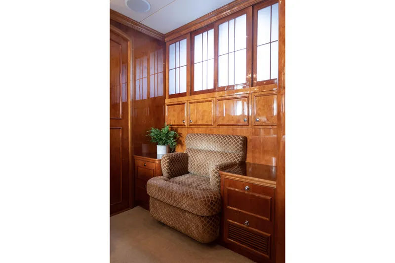 Slide: The Image of Master Cabin Portside Seat - 19