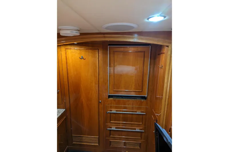 Slide: The Image of Crew Cabin Additional Refrigeration - 53