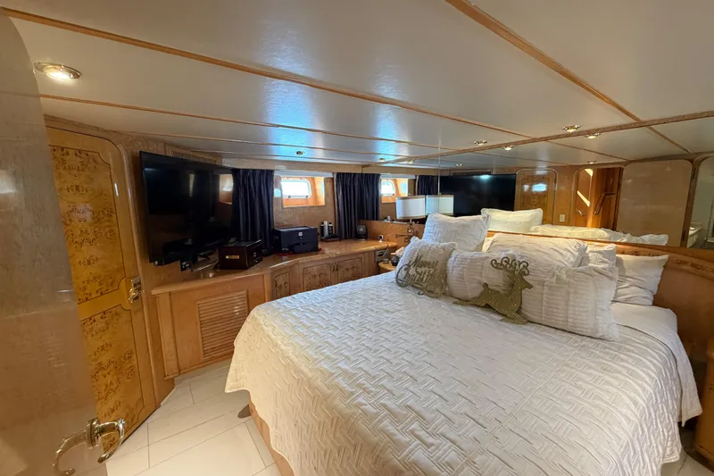 Slide: The Image of Luxurious bedroom interior of 2001 Tarrab Motor Yacht with elegant decor and modern amenities. - 21