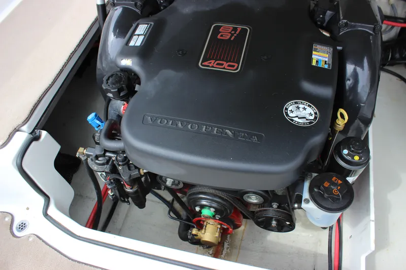 Slide: The Image of Volvo Penta engine in a 2012 Cobalt A25 boat, showcasing 8.1 Gi 400 horsepower. - 19