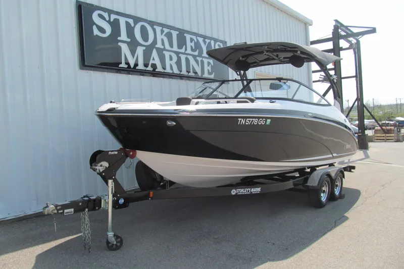 Slide: The Image of 2018 Yamaha Boats 242 Limited S on trailer at Stokley's Marine dealership. - 3
