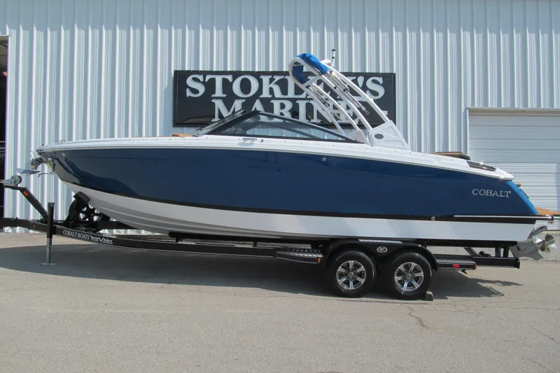 The Image of 2026 Cobalt R8 boat on trailer at Stokley's Marine dealership. - 1