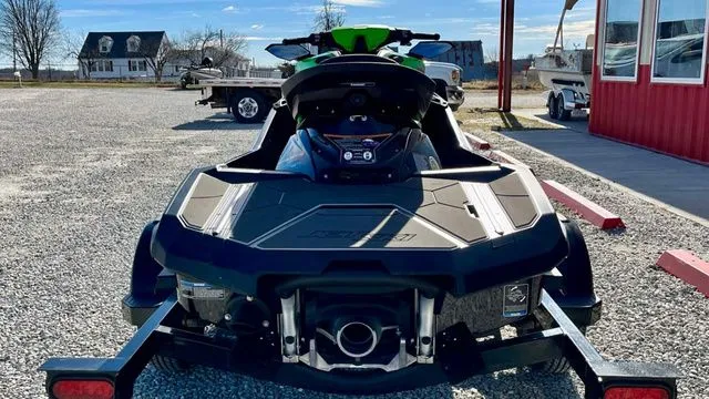 Slide: The Image of Kawasaki Ultra 310 2023 - 7