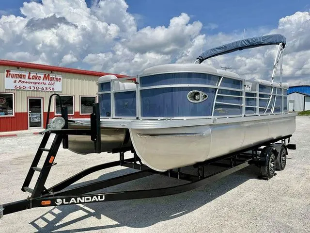 The Image of Landau Island Breeze 21 powered by a Suzuki 90HP 2025 - 1