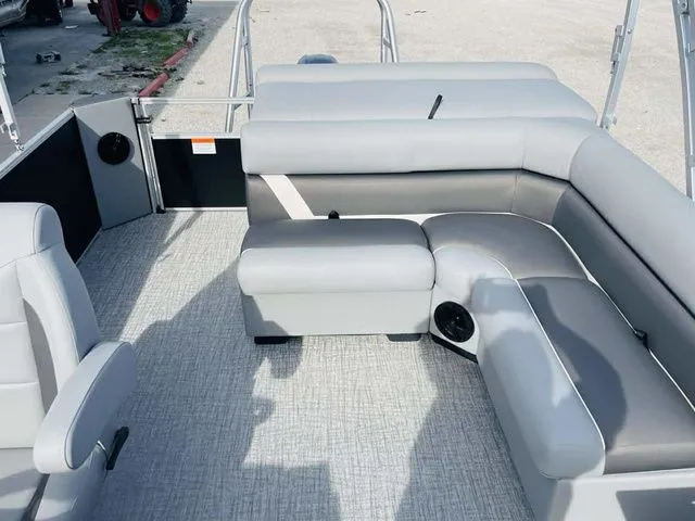 Slide: The Image of Landau ISLAND BREEZE 21 2026 - 11