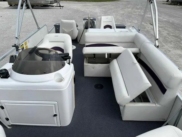 Slide: The Image of Landau LX20 powered by a Suzuki 115HP Fourstroke 2001 - 9