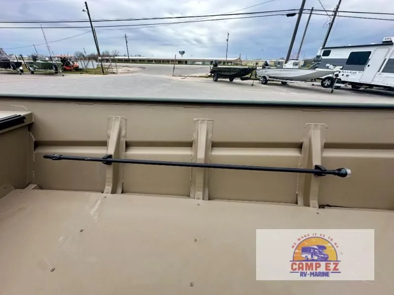 Slide: The Image of SeaArk 1652-SPECIAL 2026 - 18