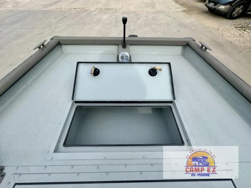 Slide: The Image of SeaArk 2472-C.U.B 2026 - 12