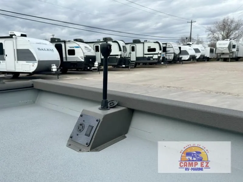 Slide: The Image of SeaArk 2472-C.U.B 2026 - 13