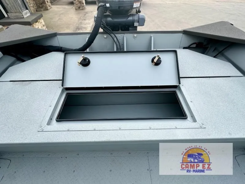 Slide: The Image of SeaArk 2472-C.U.B 2026 - 19