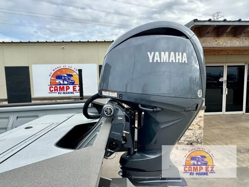 Slide: The Image of SeaArk 2472-C.U.B 2026 - 8