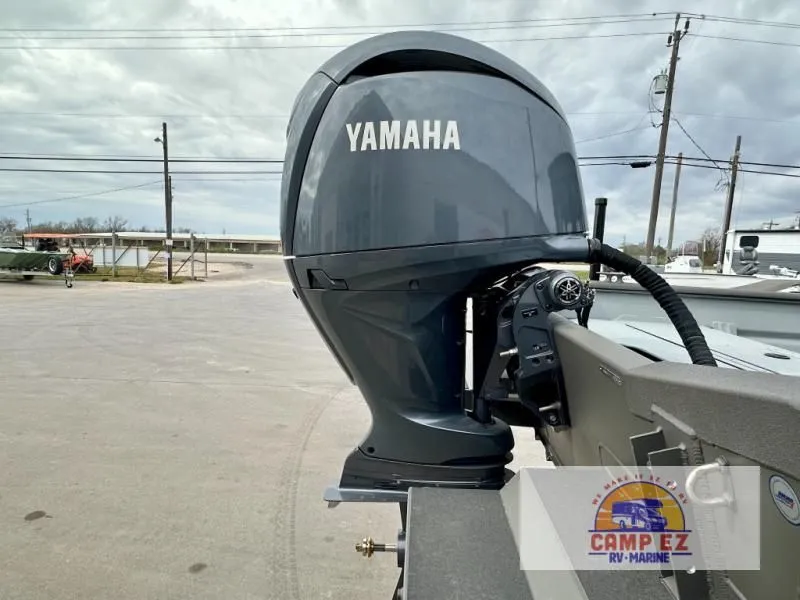 Slide: The Image of SeaArk 2472-C.U.B 2026 - 9