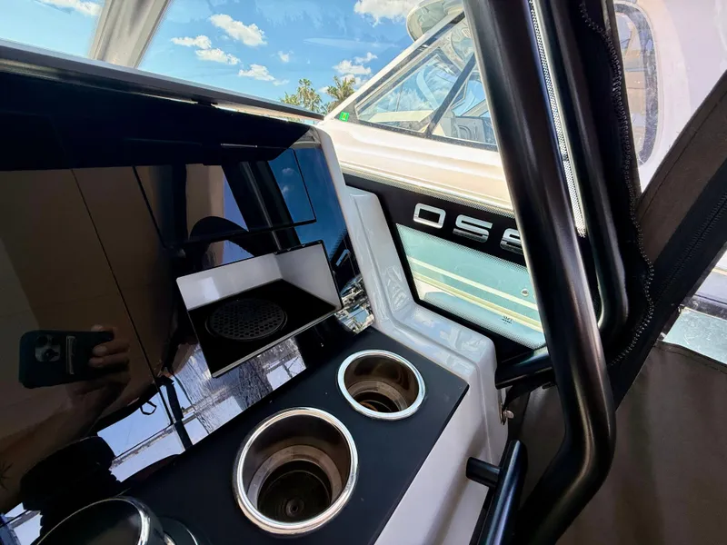 Slide: The Image of Saxdor 320 GTO 2024 - 30