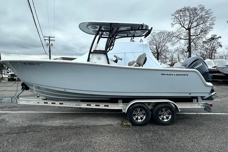 The Image of Sportsman Heritage 241 Center Console 2022 - undefined