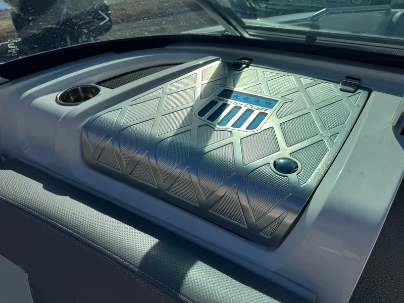 Slide: The Image of 2016 MasterCraft X30 boat interior with stylish design. - 16