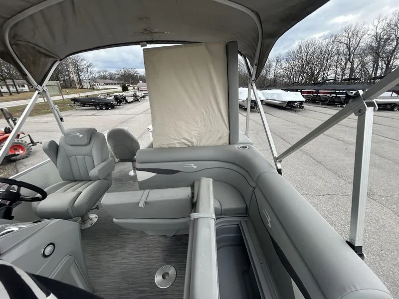 Slide: The Image of Bennington S20 2023 - 14